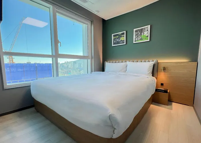 Hotel Nampo Cotice The Ground