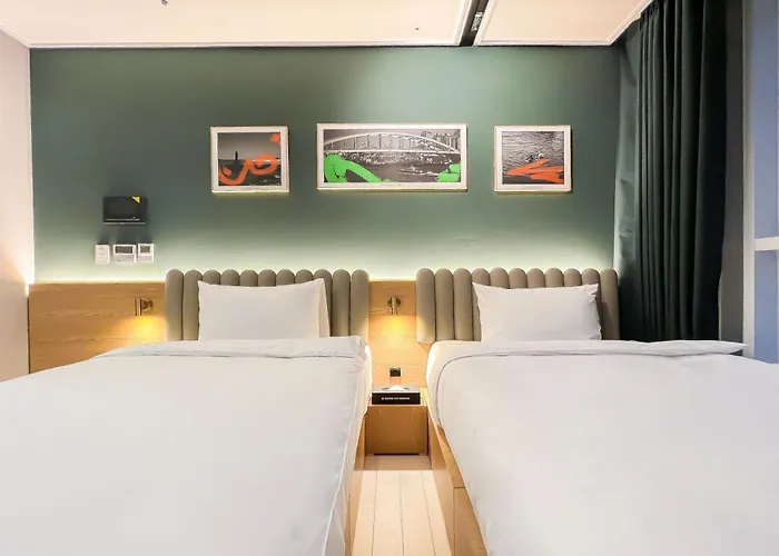 Nampo Cotice The Ground Hotel